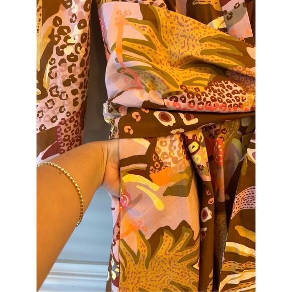 Garrie B Carly Wrap Dress Size S Botanical Flower Hawaii Vacation - Picture 9 of 11